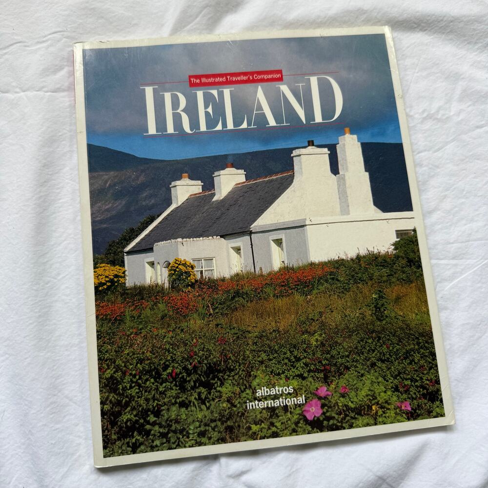 Vintage Ireland Coffee Table Book Illustrated Travel Photography EUC